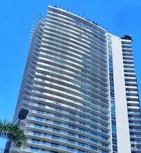 Building Photo - 1100 S Miami Ave