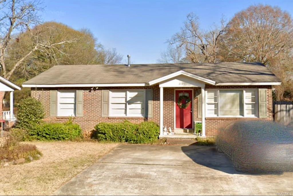 Primary Photo - 2127 Yarbrough Cir