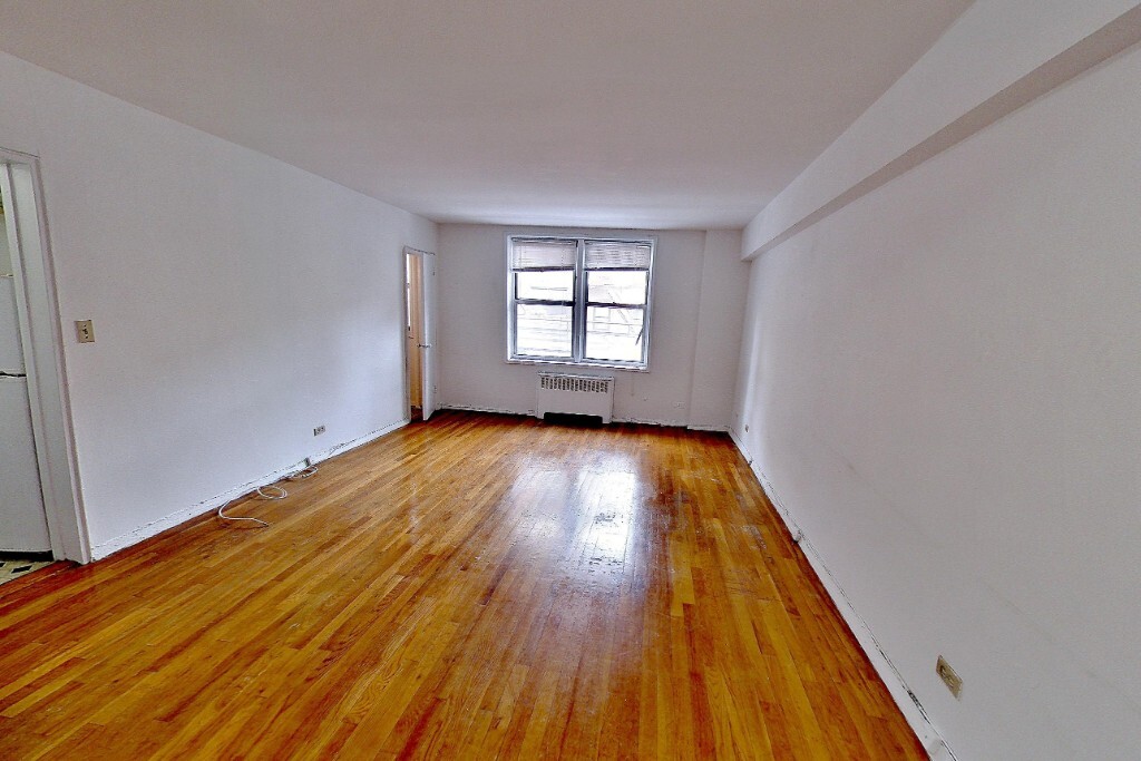 Foto principal - 340 E 58th St