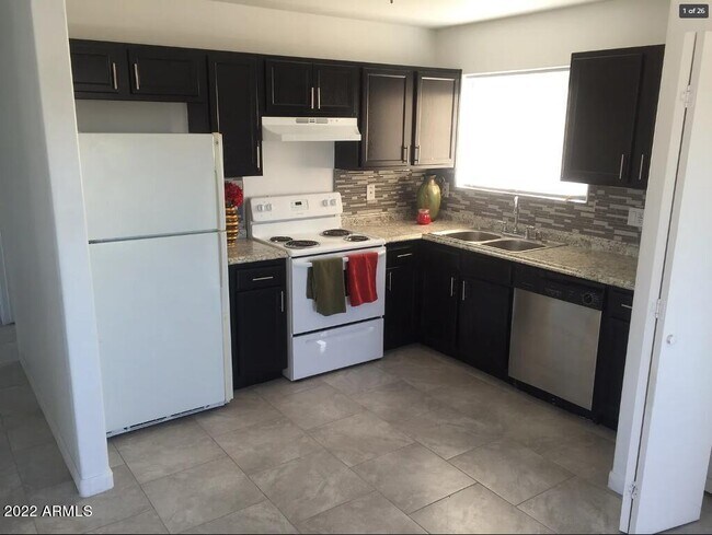 Foto del edificio - 1052 N Colorado St