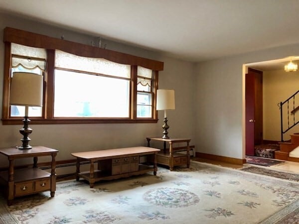 Building Photo - 36 Howland St