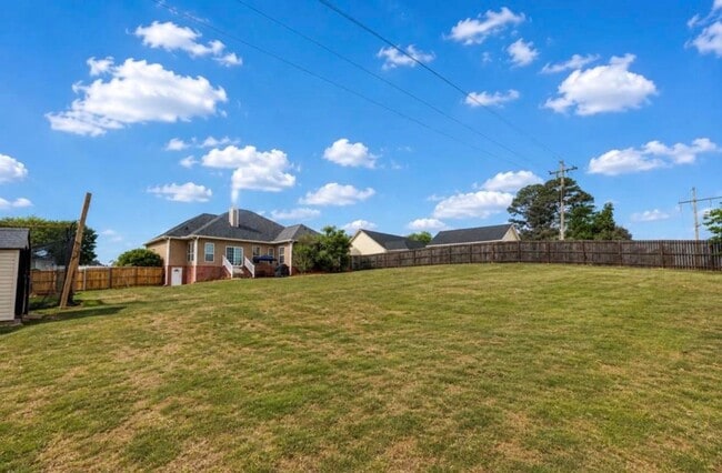 Building Photo - 4004 Grey Oak Dr