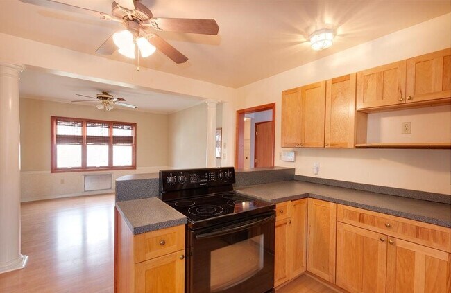 Foto del edificio - 5260 Som Center Rd