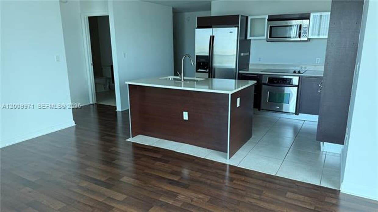 Photo - 1900 N Bayshore Dr # 1911 (A12009971)