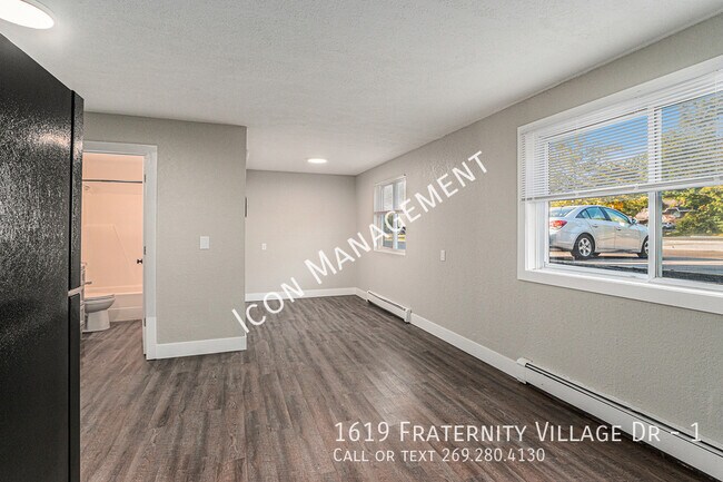 Foto del edificio - 1619 Fraternity Village Dr