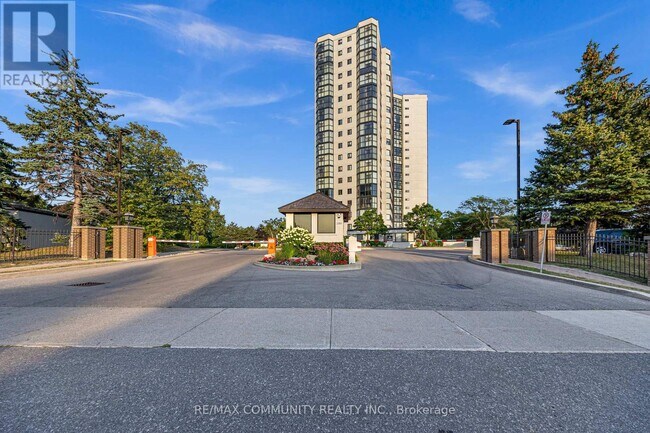 Photo du bâtiment - 1360 Rathburn Rd E