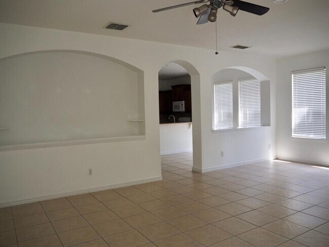 Foto del edificio - 10373 Lake District Ln