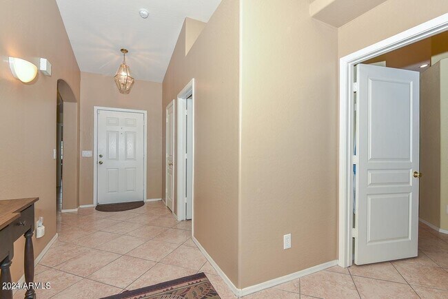 Foto del edificio - 11141 N 162nd Dr
