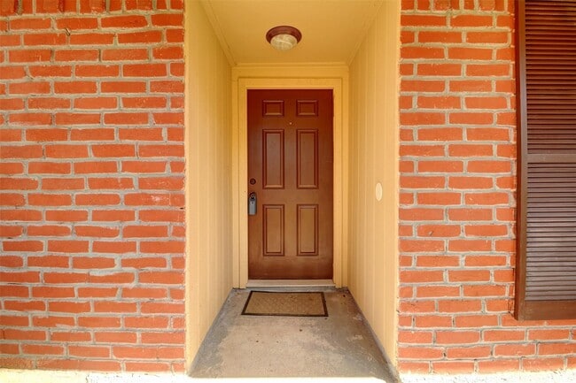 Foto del edificio - 16623 Blackhawk Blvd