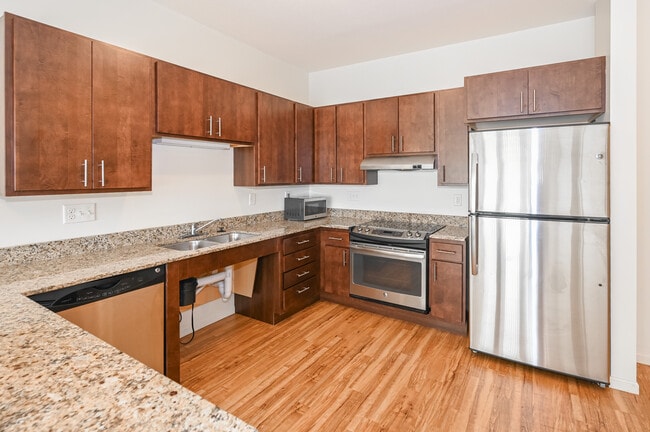 Building Photo - Cascade Apartments