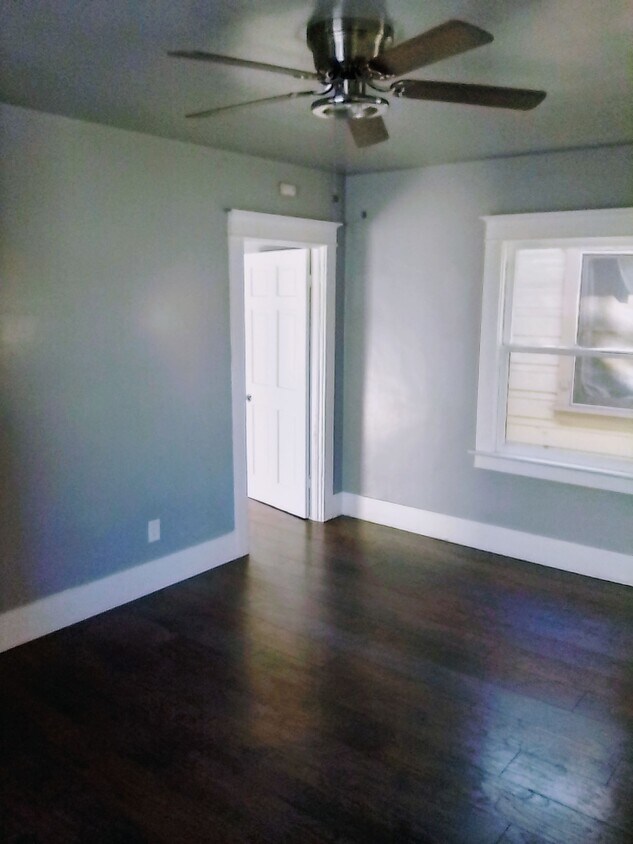 730 Chestnut Ave Unit B, Long Beach, CA 90813 Condo for Rent in Long