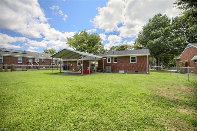 Building Photo - 13 Wendfield Cir