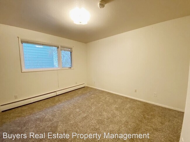 Building Photo - 2202 Cleveland Ave