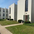 Vista del exterior del edificio - 1675 Cedarwood Dr