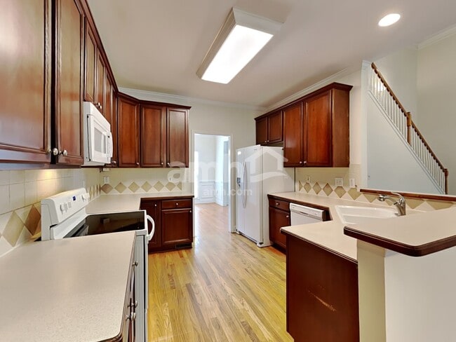 Building Photo - 956 Chippewa Oak Dr