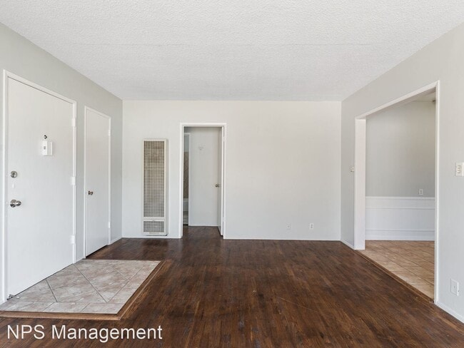 Building Photo - 1 br, 1 bath Apartment - 3888 Potomac Ave....