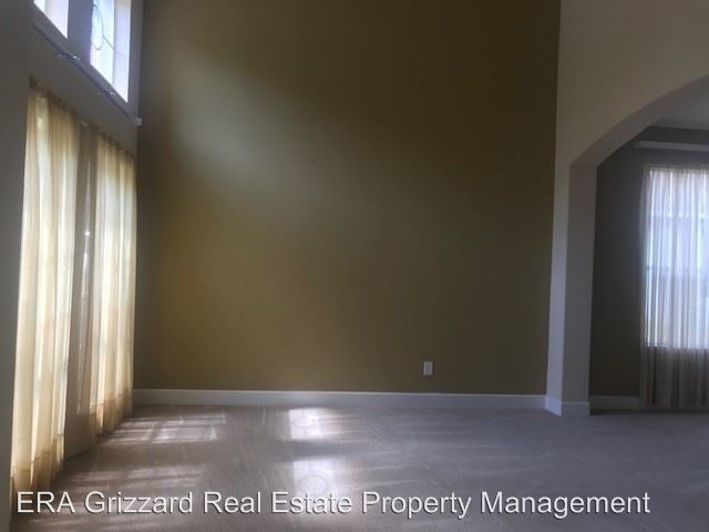 Foto del edificio - 5 br, 3 bath House - 33857 Terragona Drive