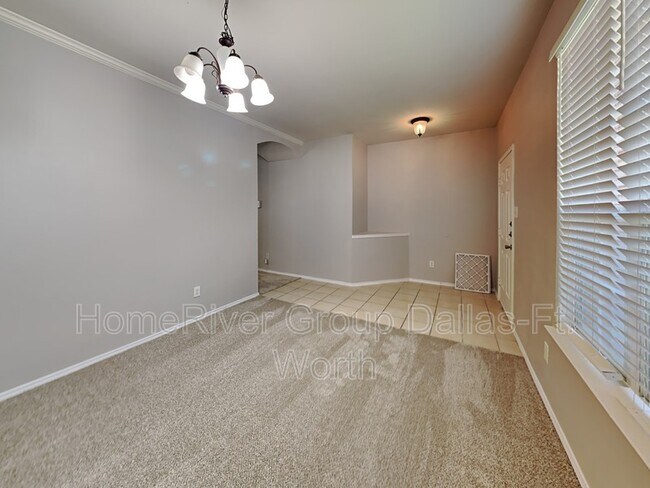Foto del edificio - 844 Kentucky Derby Ln