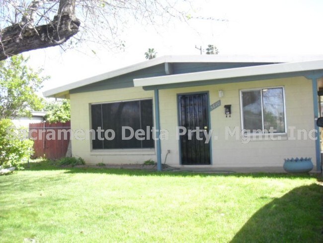 Building Photo - 5610 47th Ave