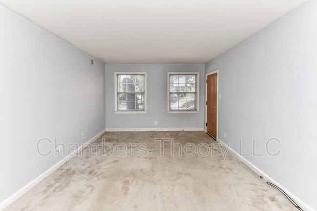 Building Photo - 2603 Arlington Blvd
