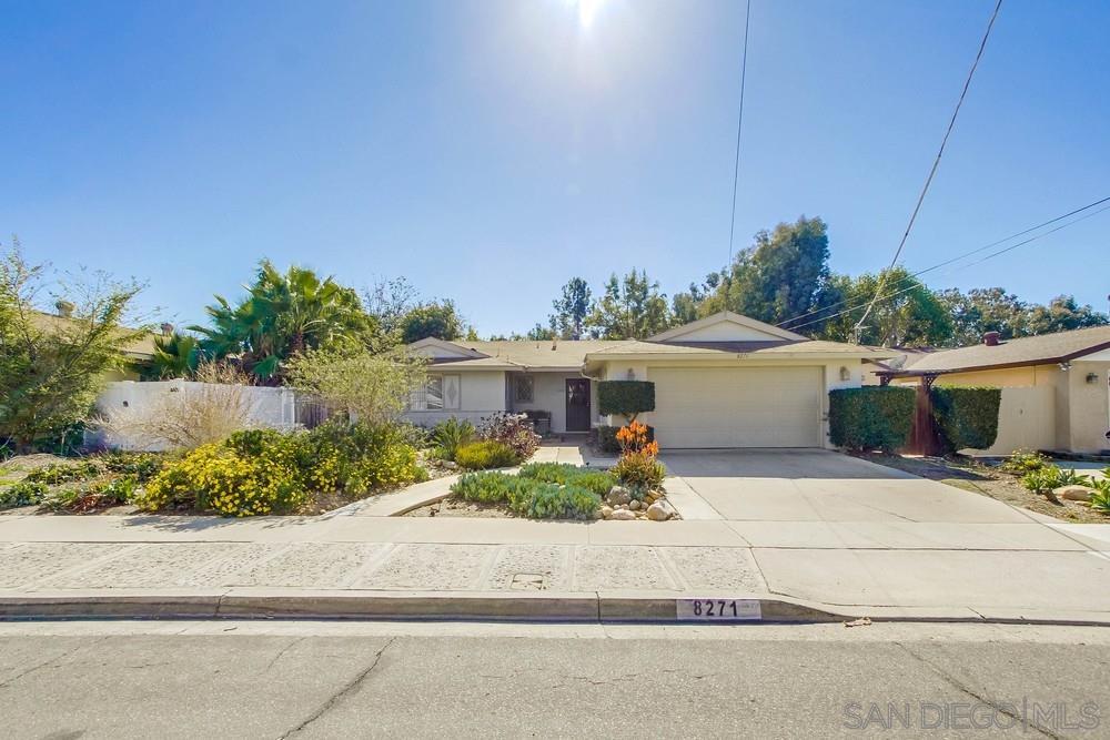 Foto principal - 8271 Beaver Lake Dr