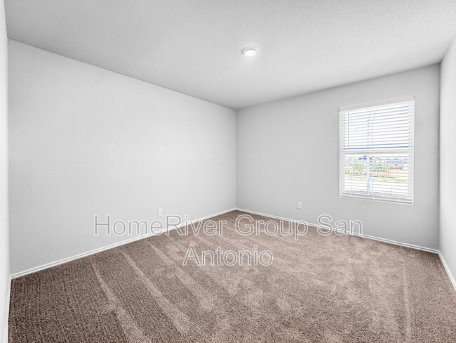 Building Photo - 408 Jack's Pl