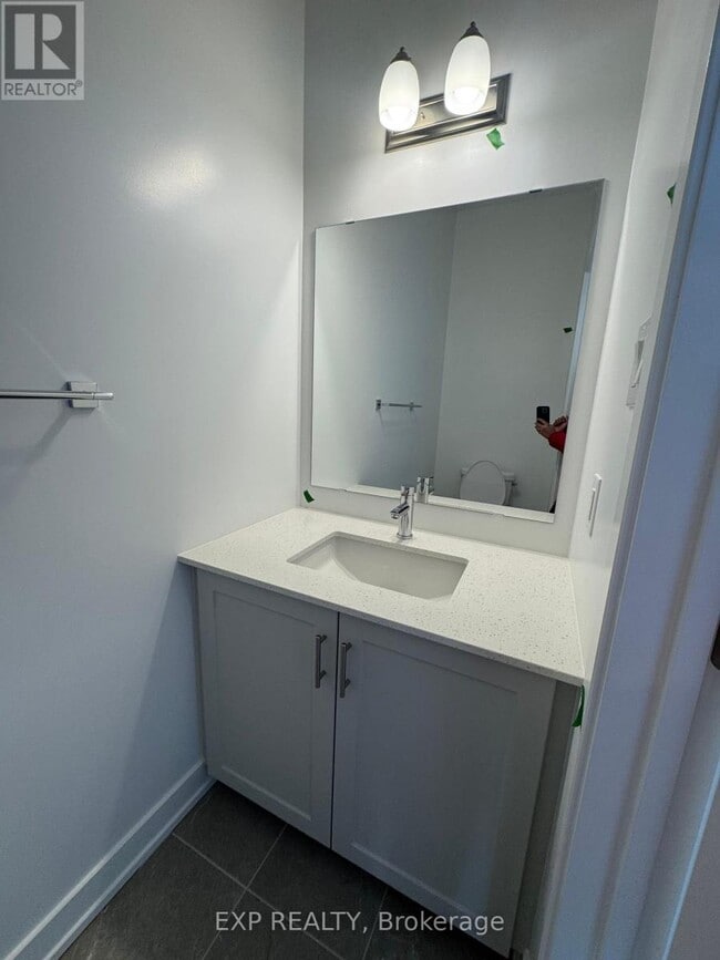 Photo du bâtiment - 120 San Felice Cir