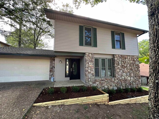 Building Photo - 5508 Wren Rd