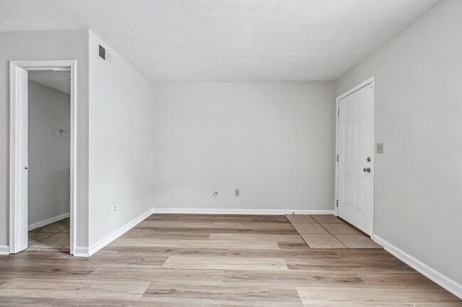 Building Photo - 2694 Evans Mill Dr