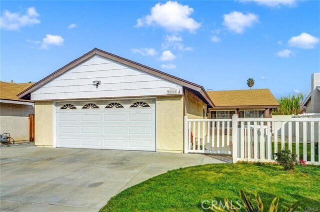 Foto del edificio - 21111 Rainwood Dr
