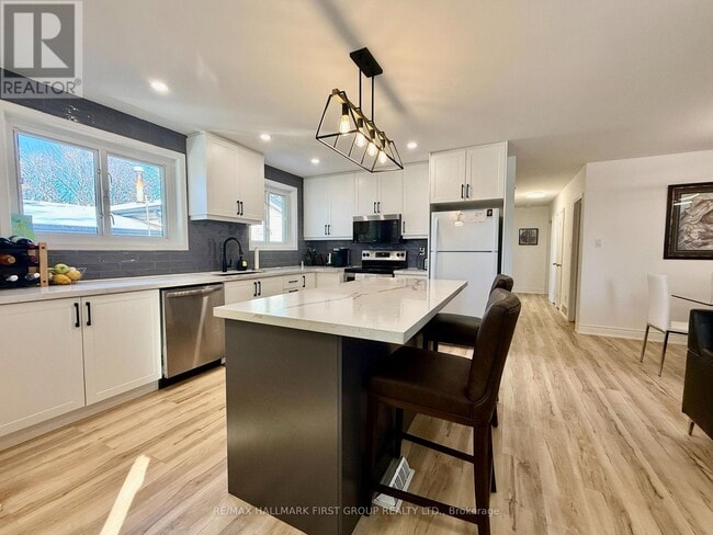 Photo du bâtiment - 851 Bem Ave