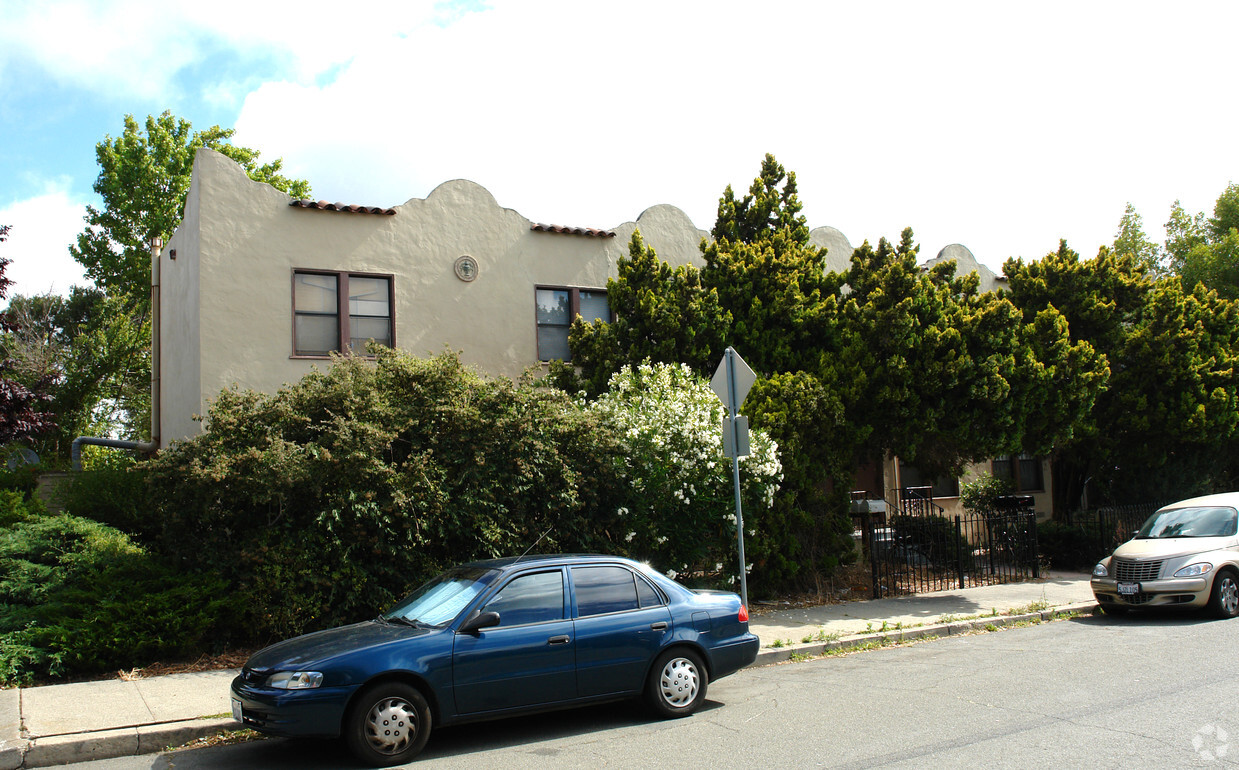 844-850 Alabama St, Vallejo, CA 94590 - Apartments in Vallejo, CA ...