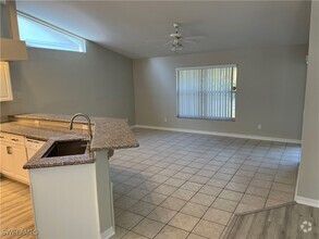 Building Photo - 18072 Horseshoe Bay Cir