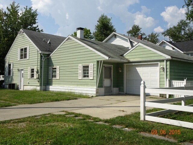 Foto del edificio - 270 S Seffner Ave