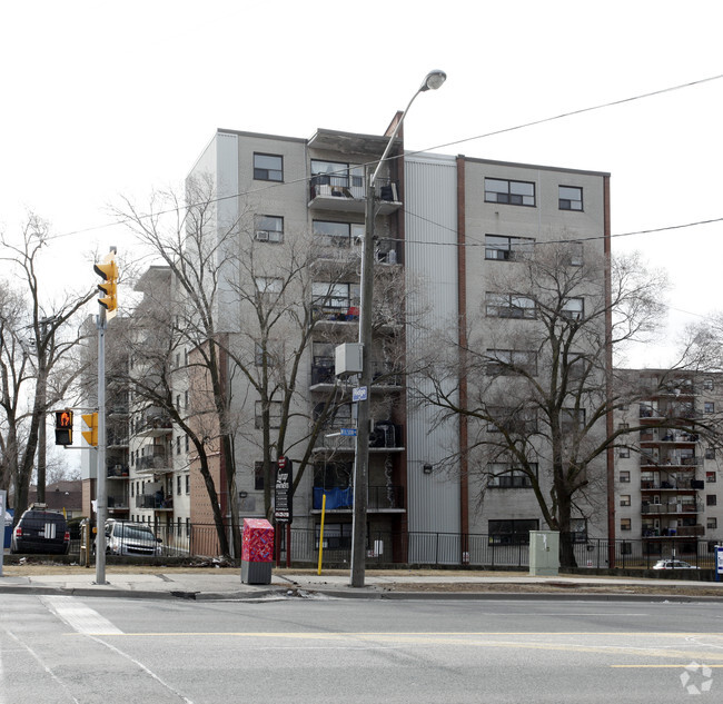 Building Photo - Luray Apartments