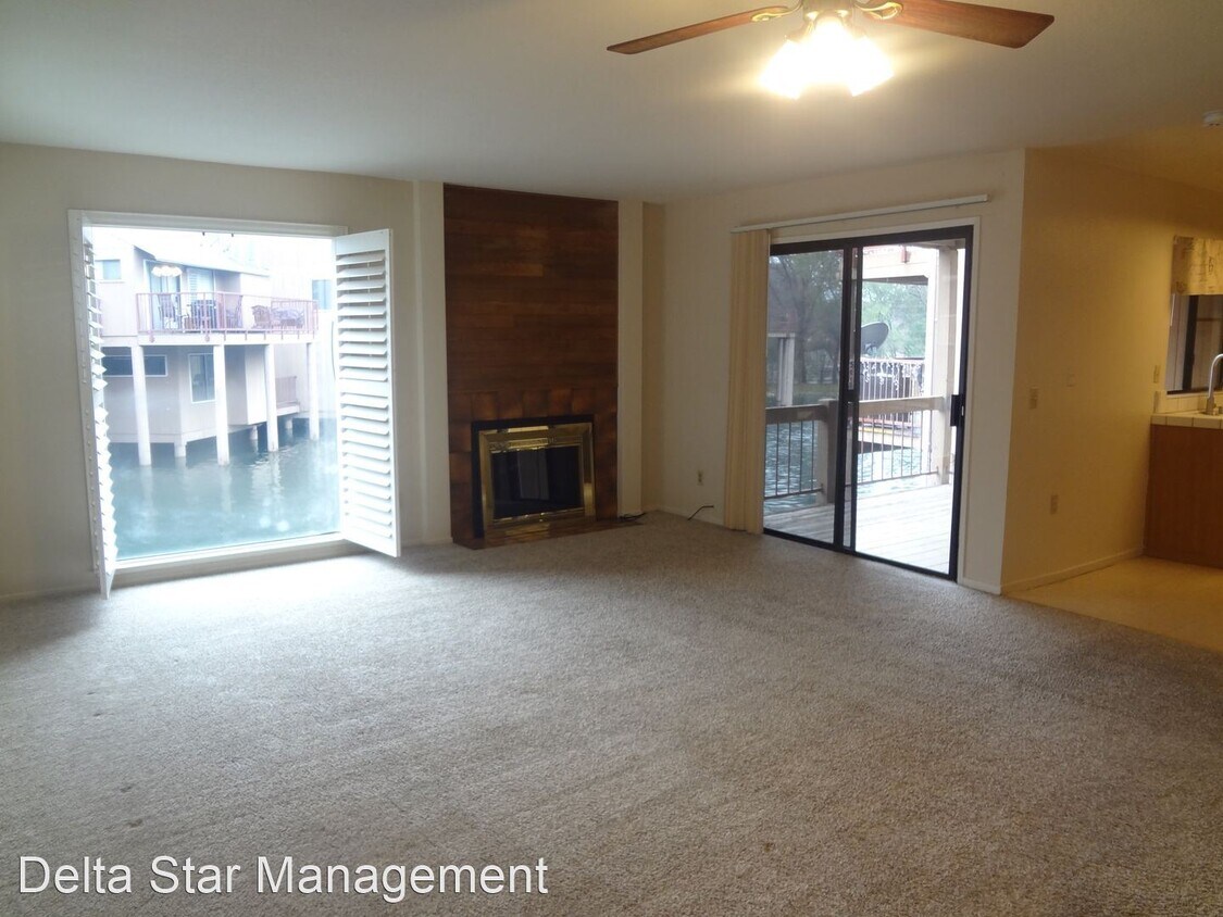 Foto principal - 2 br, 2 bath House - 7946 ARCADE LAKE LANE