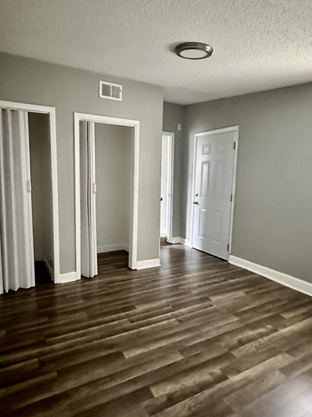 Building Photo - 3 bedroom in Jacksonville FL 32211