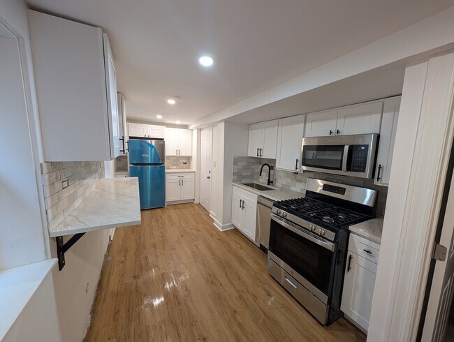 Foto del edificio - 3823 N Whipple St