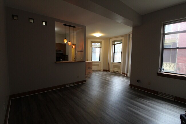 Building Photo - 1110 Sheffield St