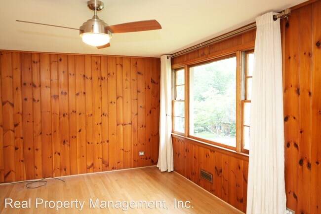 Foto del edificio - 4 br, 2 bath House - 2528 Willard Dr
