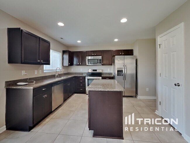 Foto del edificio - 478 Kerriann Ln