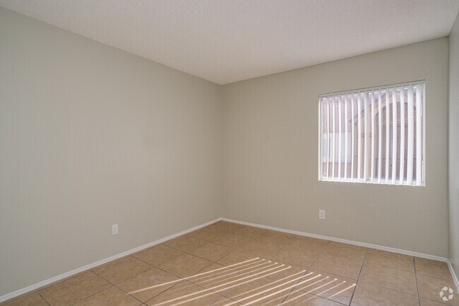 2BR, 1.5BA - 955SF - Secondary Bedroom - Woodridge Manor