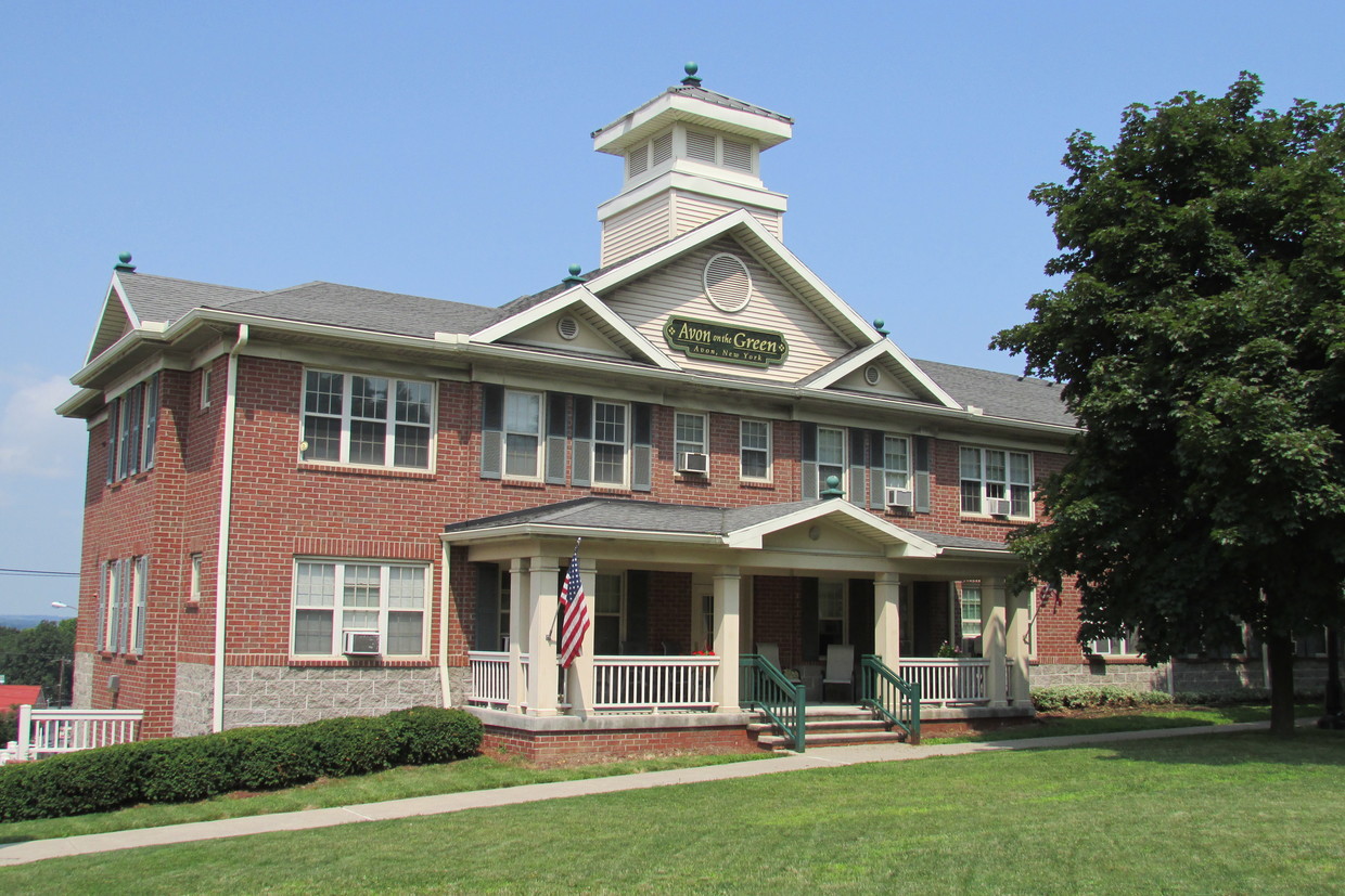 Avon on the Green - Avon on the Green - Senior Living