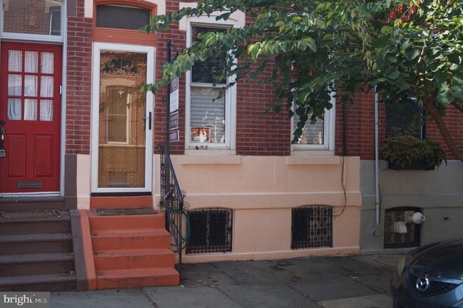 Building Photo - 882 N Taylor St