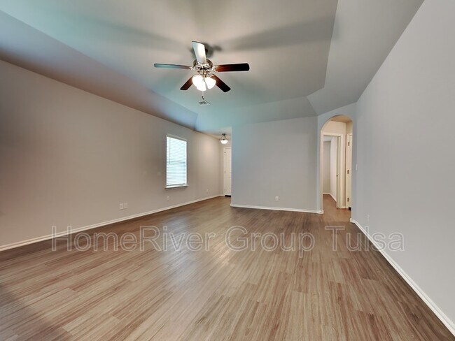 Foto del edificio - 9025 S 253rd E Ave