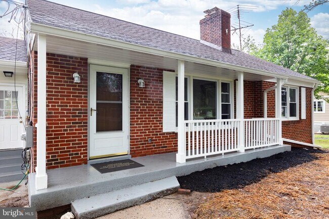 Building Photo - 25731 Ridge Rd