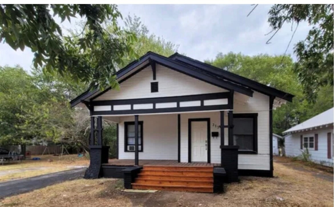 213 6th Ave NW, Ardmore, OK 73401 House Rental in Ardmore, OK