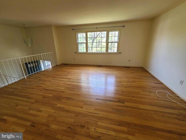 Foto del edificio - 8812 Danewood Dr