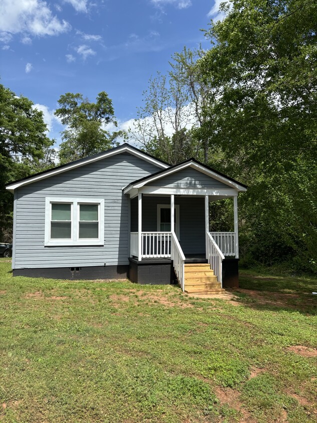 Primary Photo - 117 Old Schoolhouse Rd