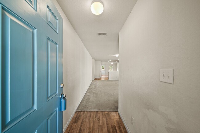 Foto del edificio - 2638 Bedrock Ln